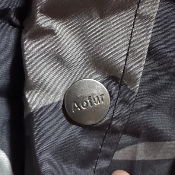 Black Fur-Trimmed Camouflage Parka - Picture 5 of 15